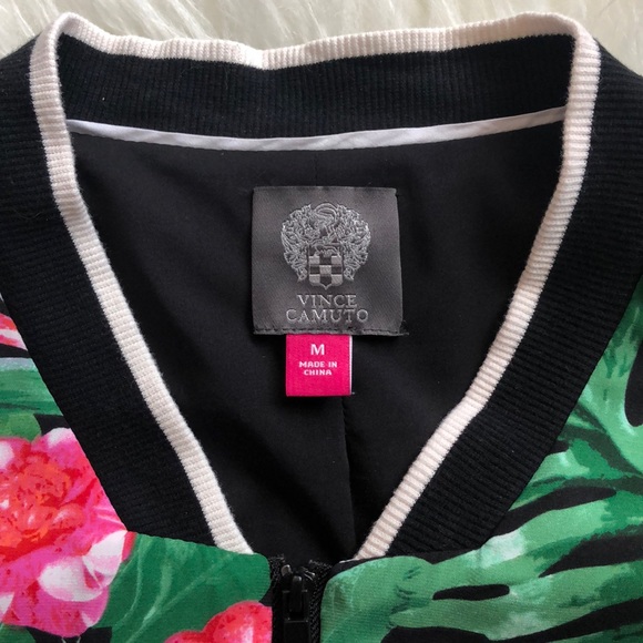 Vince Camuto Palm Jacket - Picture 5 of 8